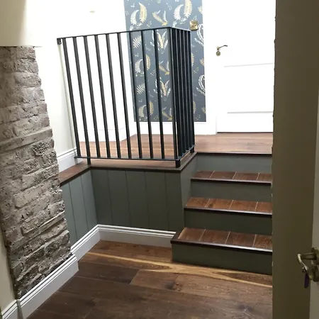 The Arch House * Enniskerry